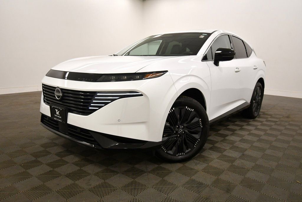 Used 2025 Nissan Murano Platinum w/ Cargo Package image 2