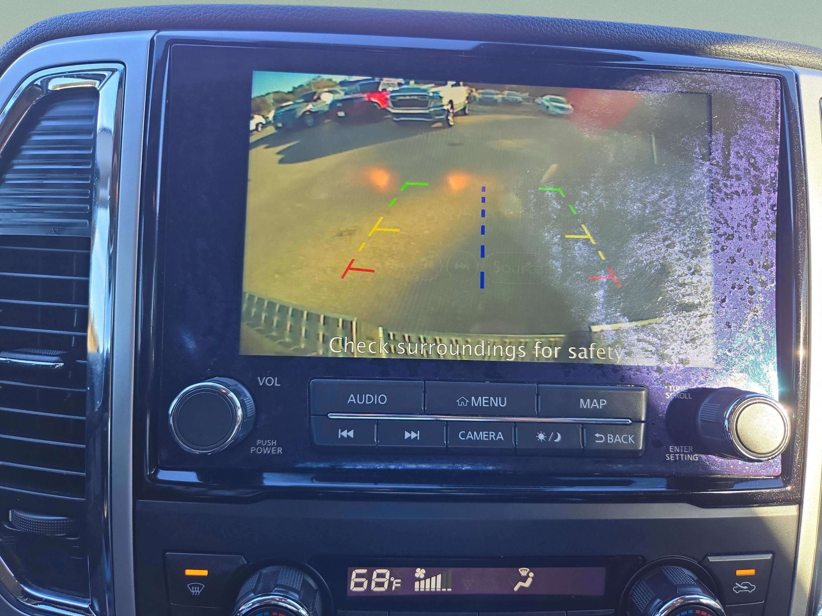 Used 2021 Nissan Titan SV w/ SV Convenience Package image 9