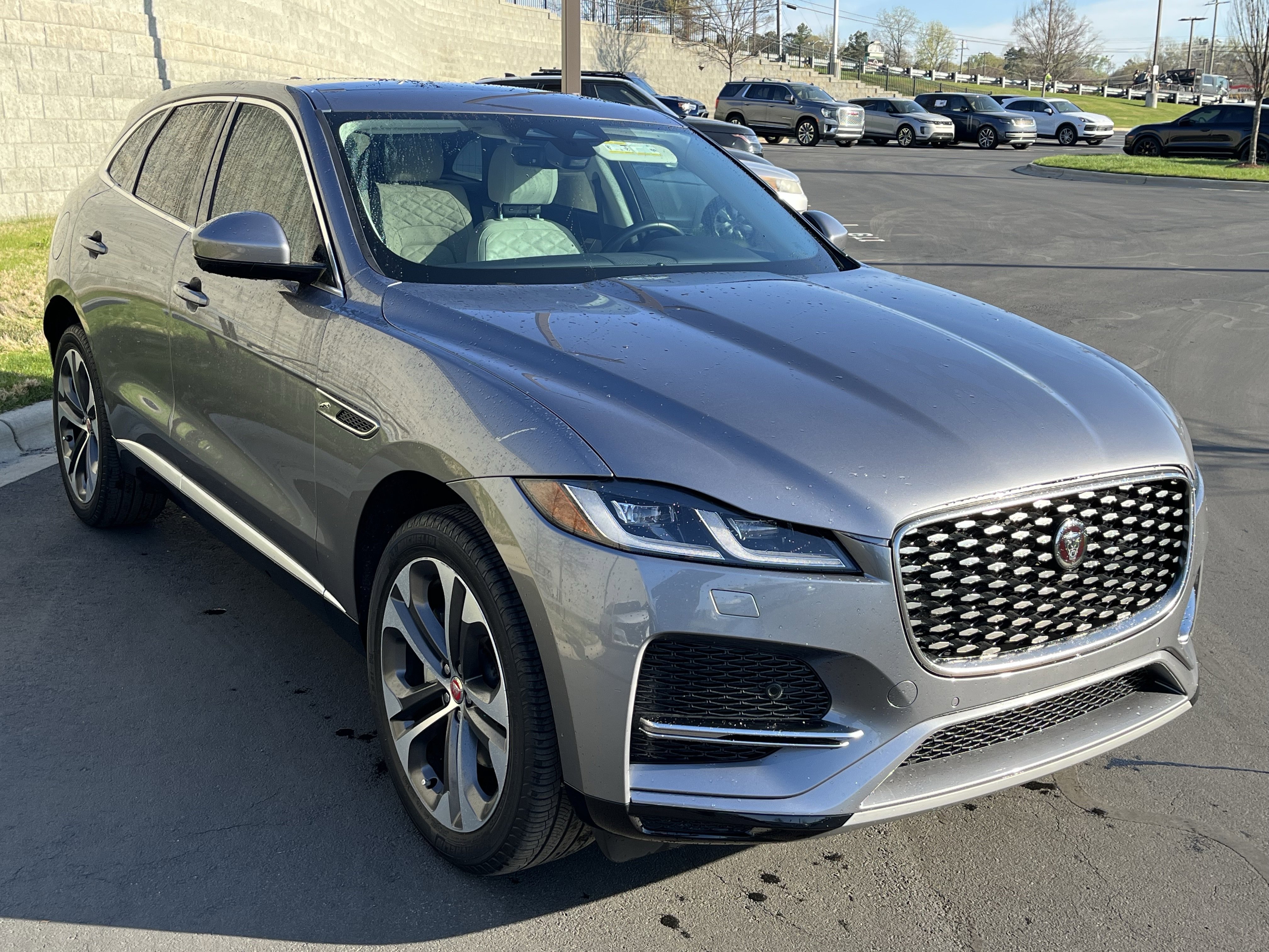 Certified 2023 Jaguar F-PACE S image 9