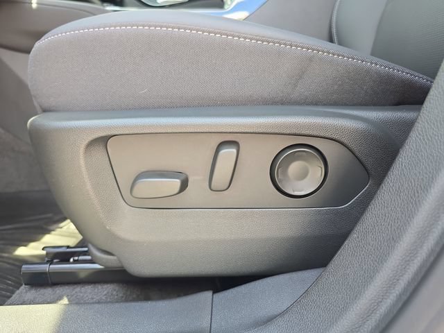 Certified 2026 Buick Envision Preferred AWD/4WD image 21