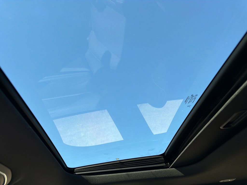 Used 2024 Jeep Grand Cherokee L Laredo w/ Trailer Tow Package image 25