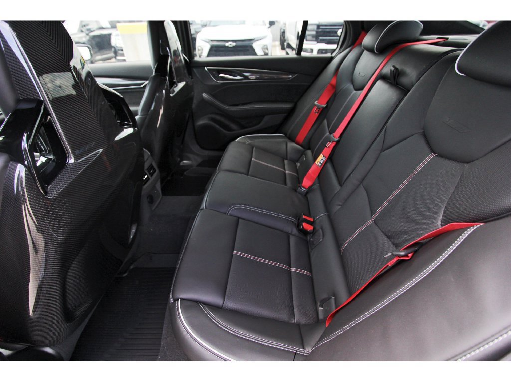 New 2026 Cadillac CT5 V Blackwing w/ Carbon Fiber 2 Package RWD image 7