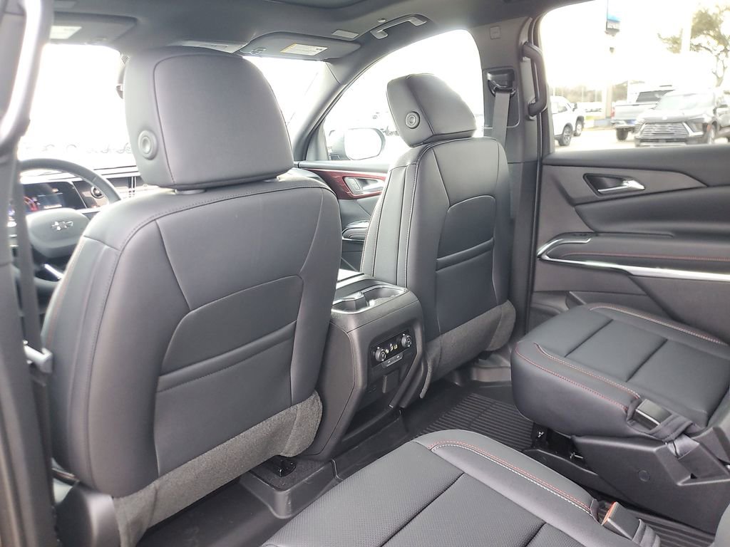 New 2026 Chevrolet Traverse Z71 w/ Driver Confidence Package image 12