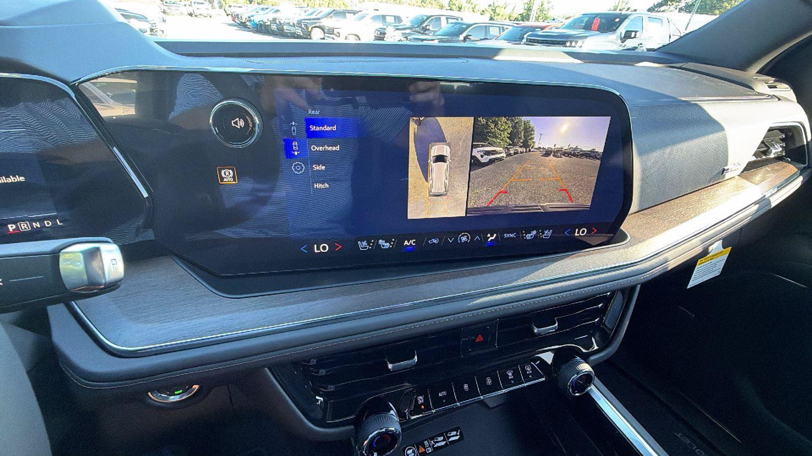 New 2026 Chevrolet Tahoe High Country AWD/4WD image 27