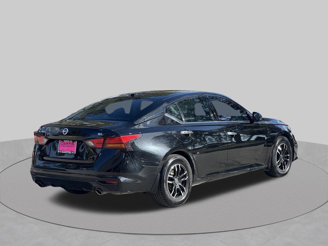 Used 2019 Nissan Altima 2.5 SL FWD image 6