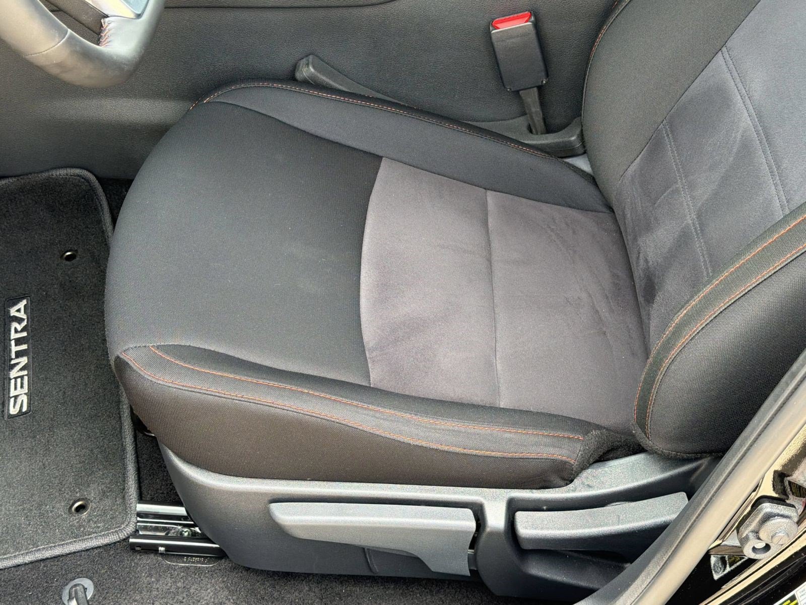 Used 2025 Nissan Sentra SR w/ Midnight Edition FWD image 15