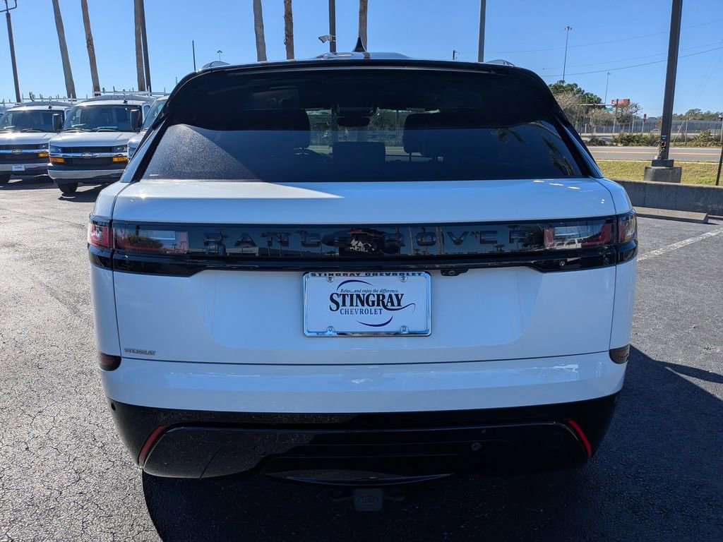 Used 2022 Land Rover Range Rover Velar R-Dynamic S image 5