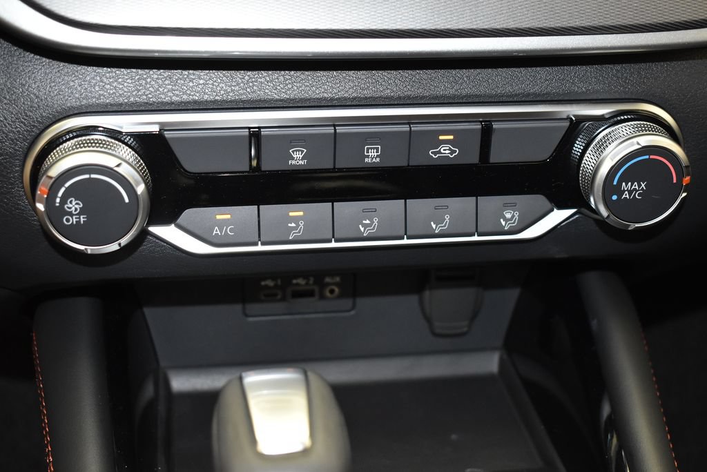 Used 2025 Nissan Altima 2.5 SR FWD image 23