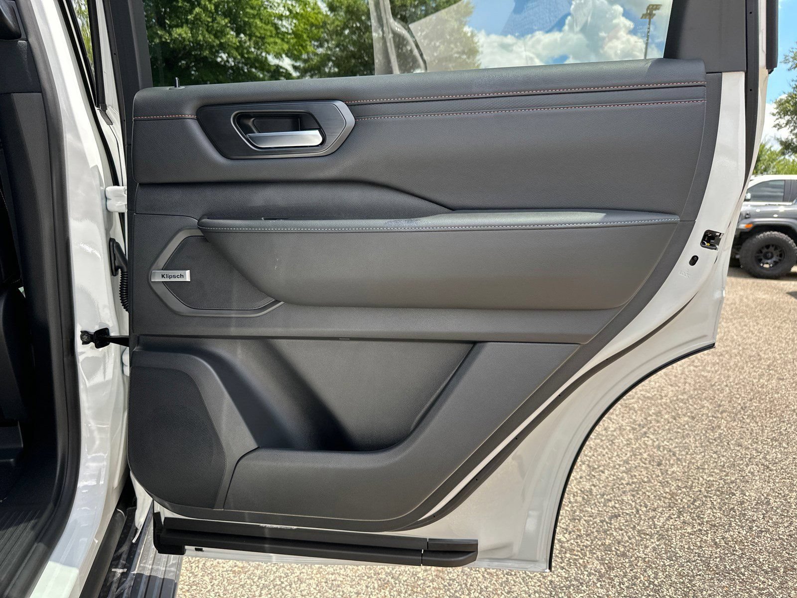 New 2025 Nissan Armada PRO-4X AWD/4WD image 16