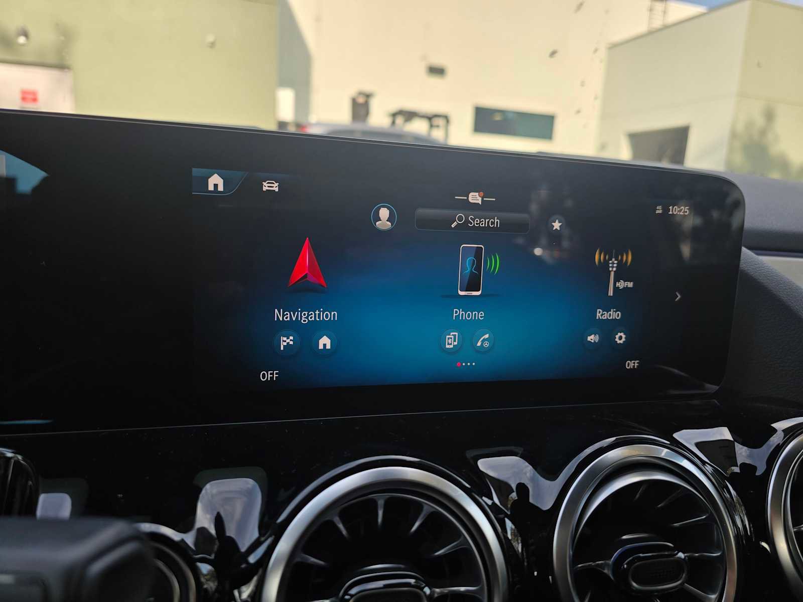 New 2026 Mercedes-Benz GLA 35 AMG 4MATIC image 28