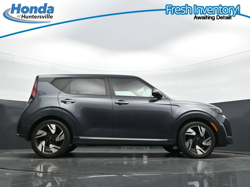 Used 2023 Kia Soul GT-Line FWD image 42