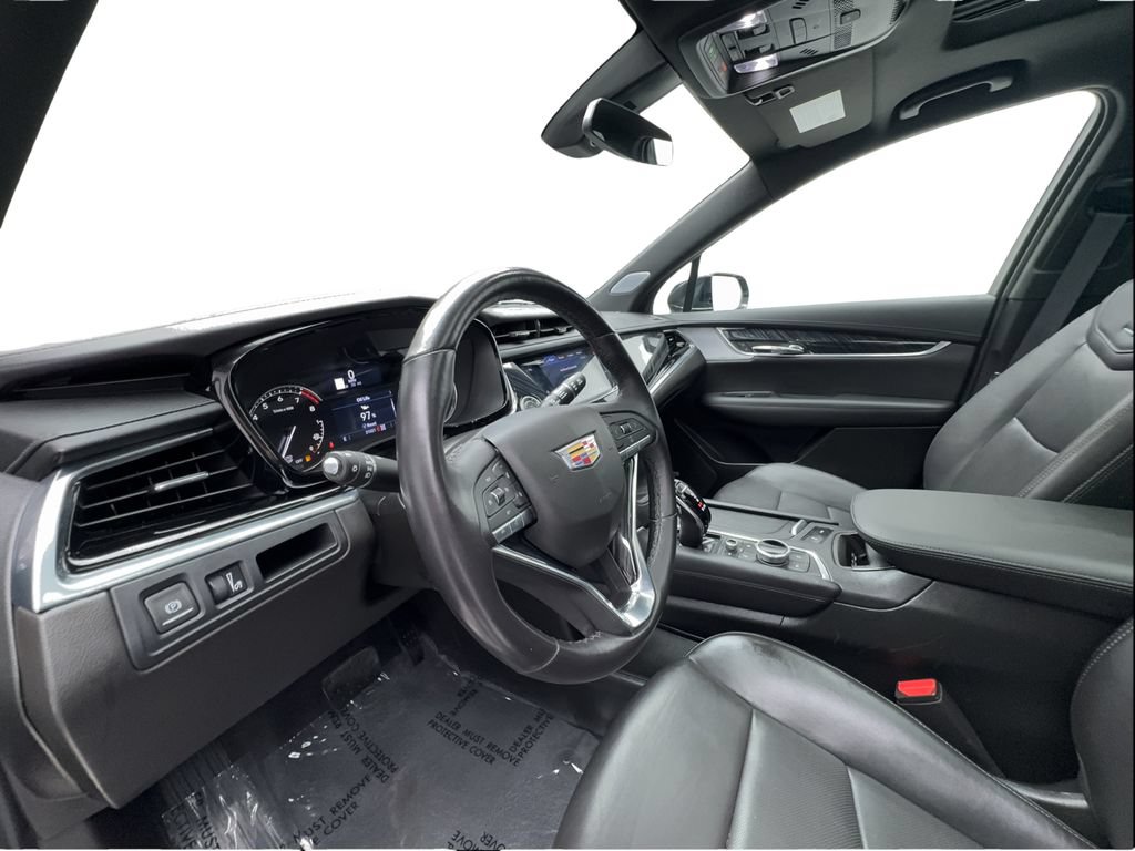Used 2025 Cadillac XT6 Premium Luxury AWD/4WD image 21