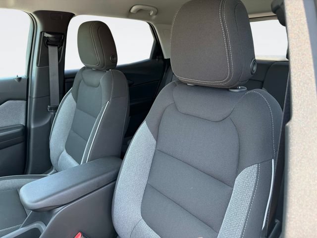 Used 2026 Chevrolet TrailBlazer LT w/ Convenience Package FWD image 23