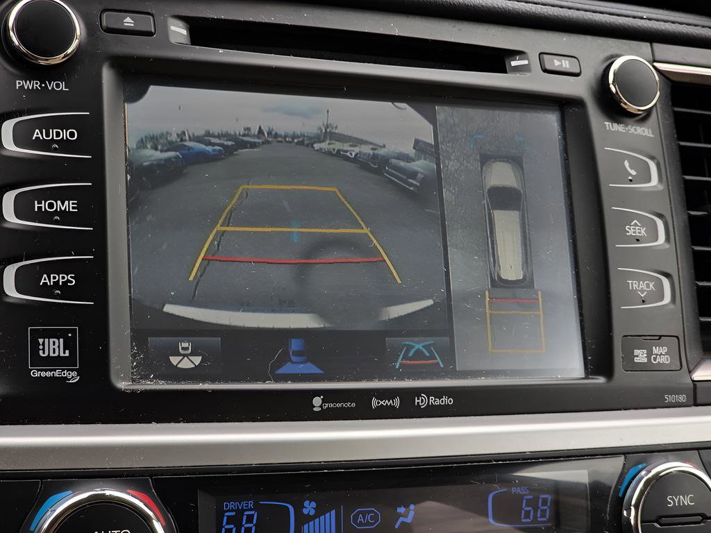 Used 2018 Toyota Highlander Limited Platinum w/ Protection Package #3 image 32