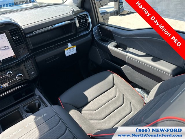 New 2026 Ford F250 Lariat w/ Black Appearance Package image 14