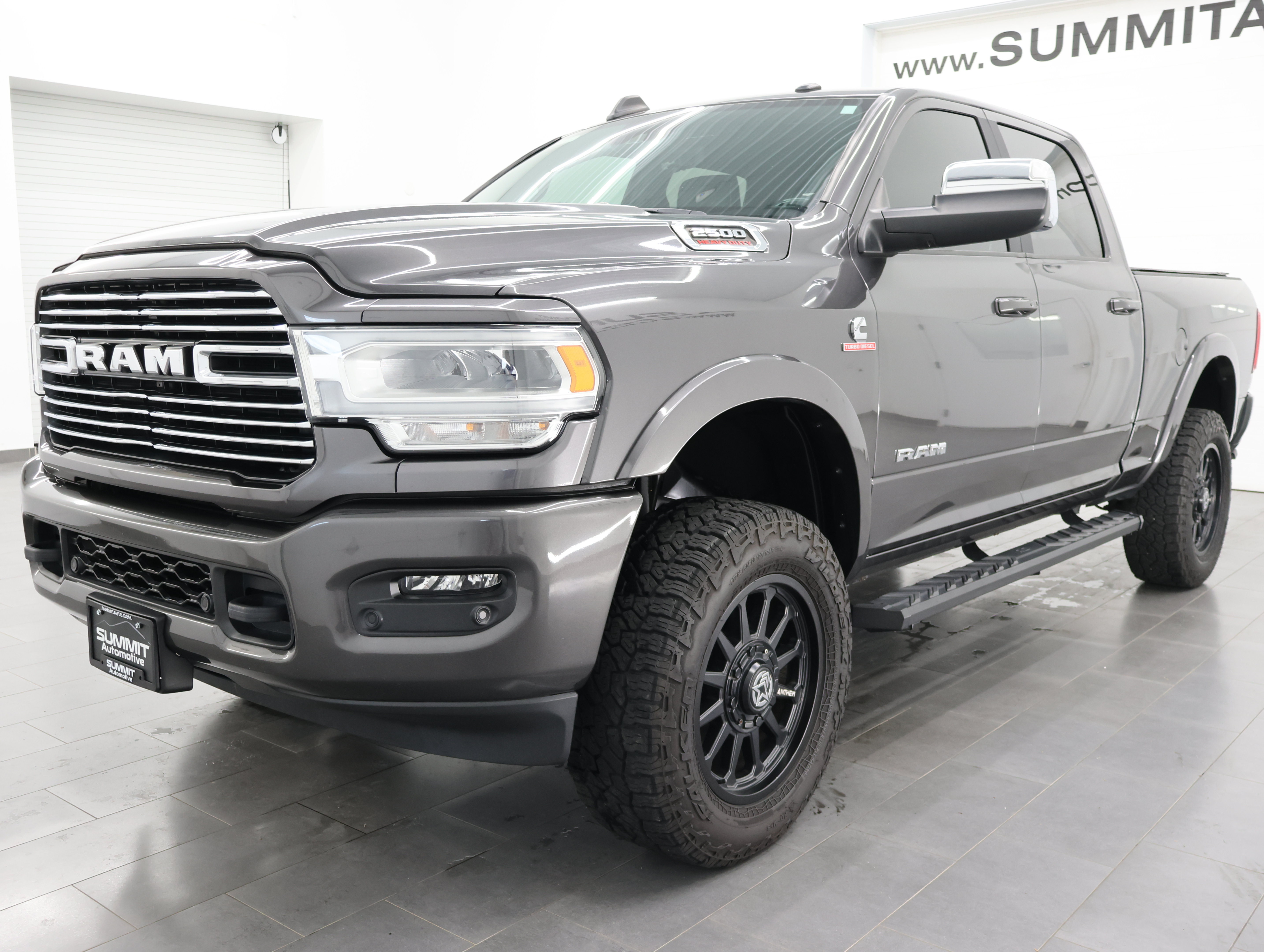 Used 2022 RAM 2500 Laramie AWD/4WD image 7