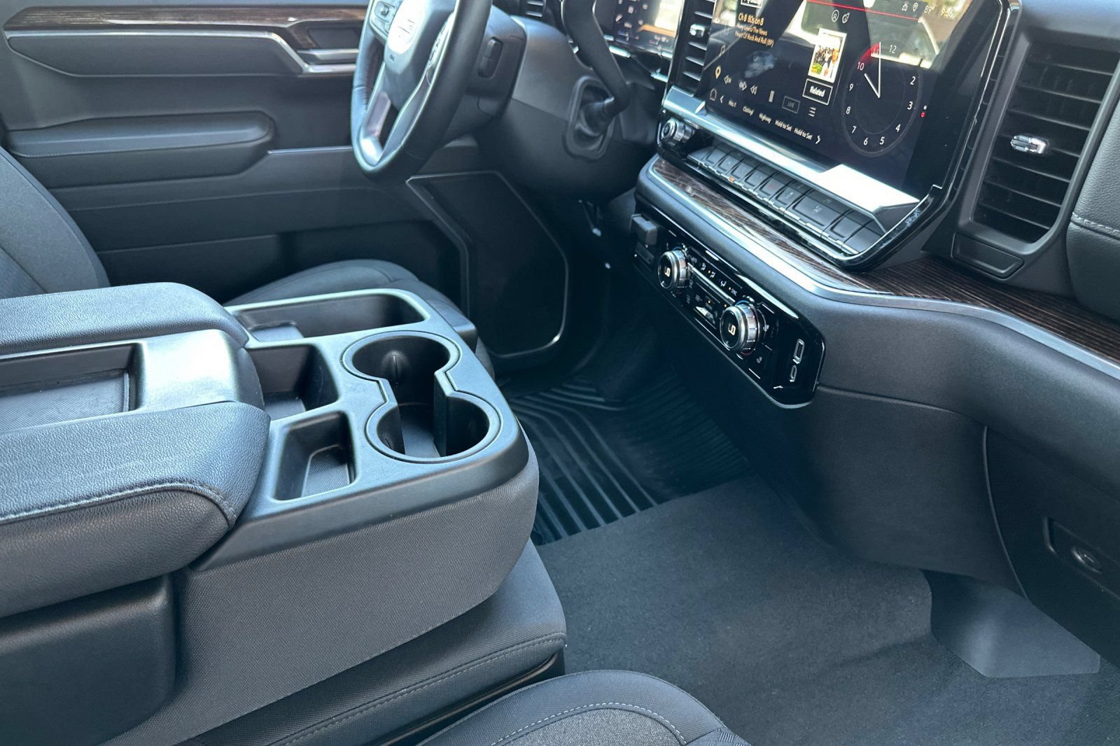 Certified 2026 GMC Sierra 1500 Elevation RWD image 16