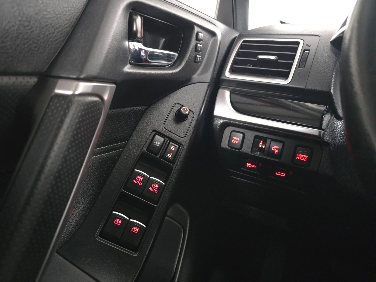 Used 2017 Subaru Forester 2.0XT Touring image 34