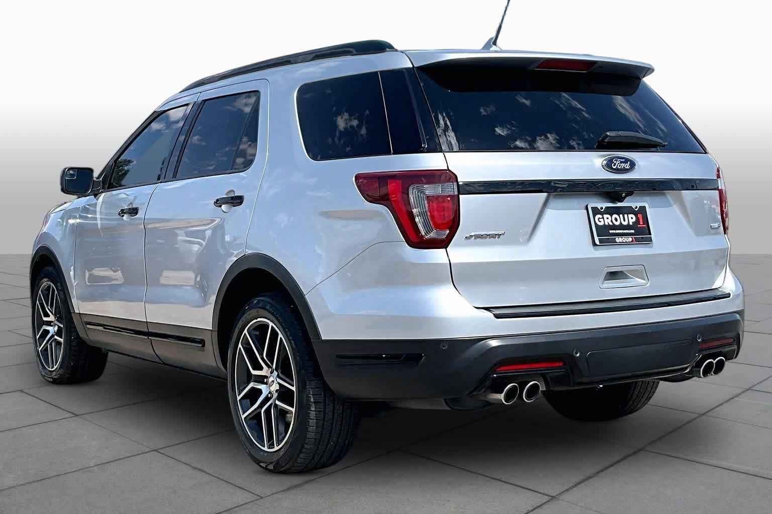 Used 2018 Ford Explorer Sport AWD/4WD image 12