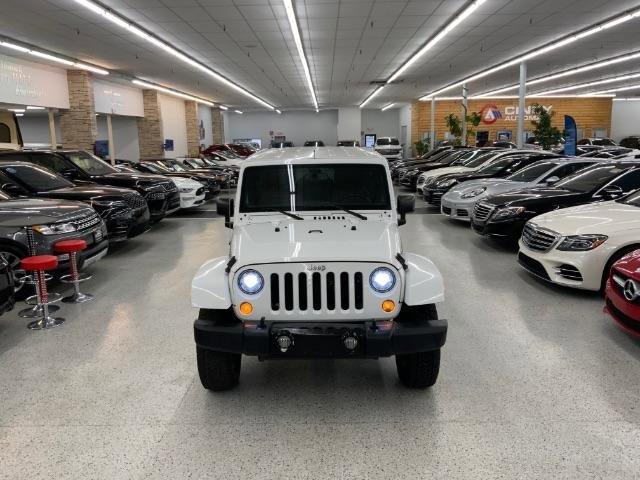 Used 2017 Jeep Wrangler Unlimited Rubicon w/ Connectivity Group image 39
