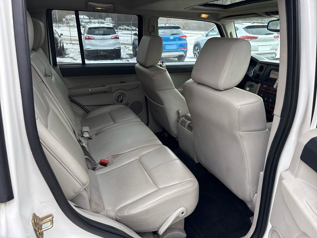 Used 2006 Jeep Commander Limited w/ Trailer Tow Group IV image 15
