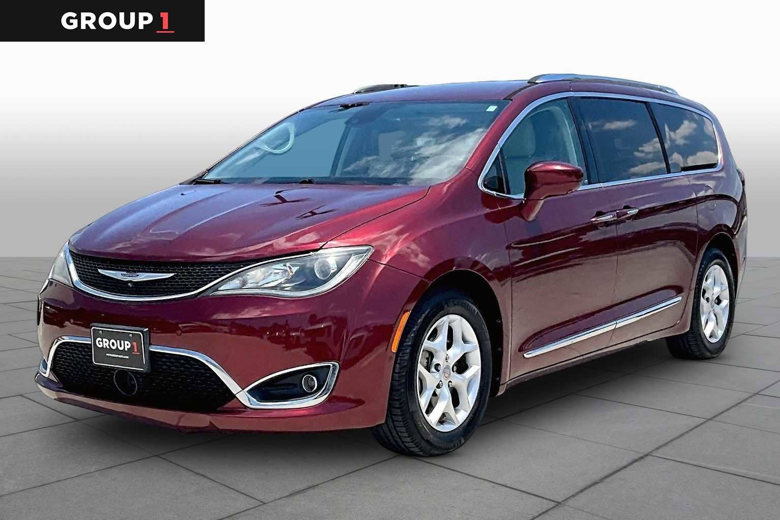 Used 2017 Chrysler Pacifica Touring-L Plus w/ Advanced Safetytec Group
