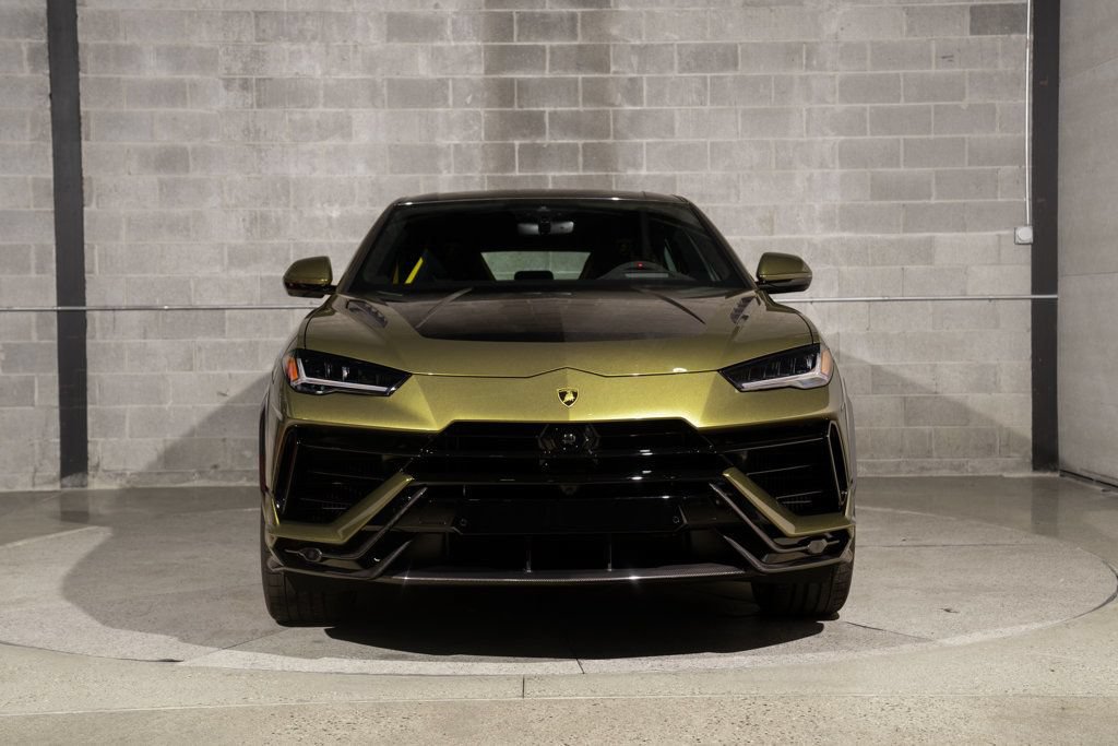 Used 2024 Lamborghini Urus Performante AWD/4WD image 3