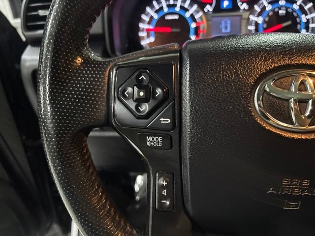 Used 2019 Toyota 4Runner TRD Off-Road Premium AWD/4WD image 19