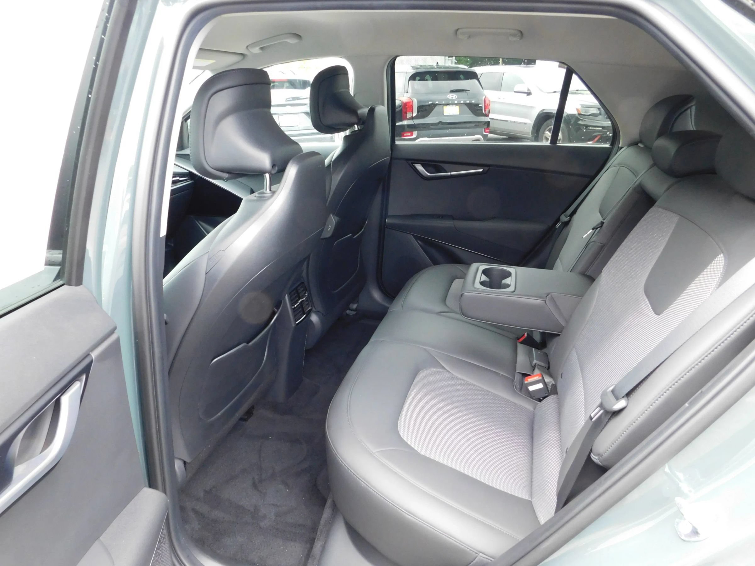 Used 2023 Kia Niro Wind FWD image 12