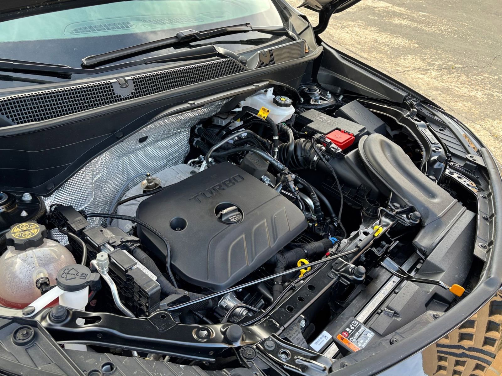 Used 2025 Buick Encore GX Preferred image 27