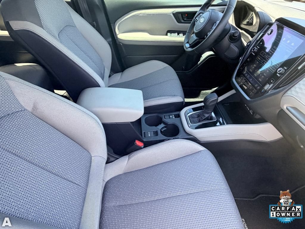 Used 2025 Subaru Forester Premium w/ Convenience Package #2 AWD/4WD image 11