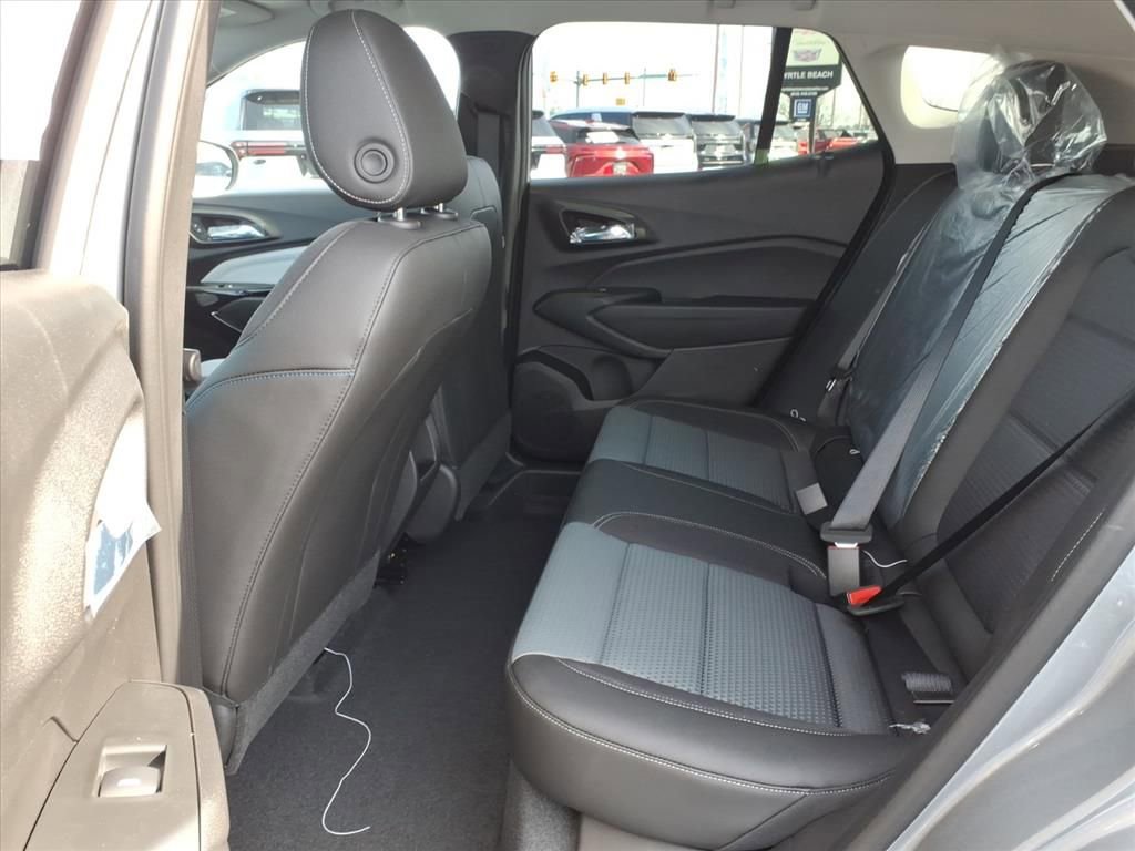 New 2026 Chevrolet Trax LT w/ Driver Confidence Package image 14