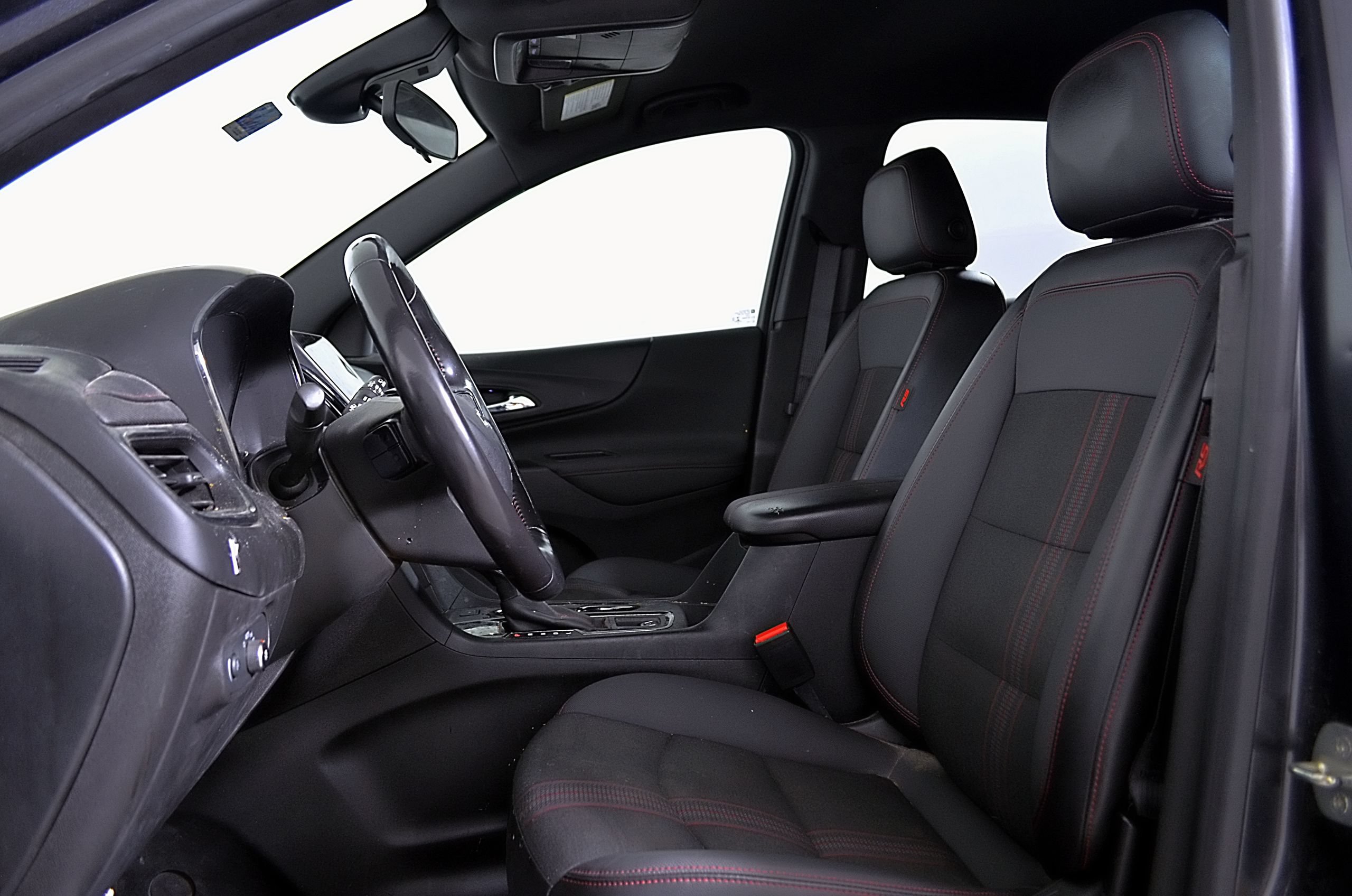 Used 2022 Chevrolet Equinox RS w/ Infotainment Package FWD image 15