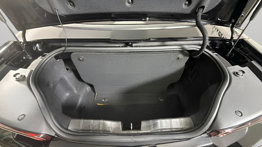 Used 2022 Chevrolet Camaro LT w/ Redline Edition image 31