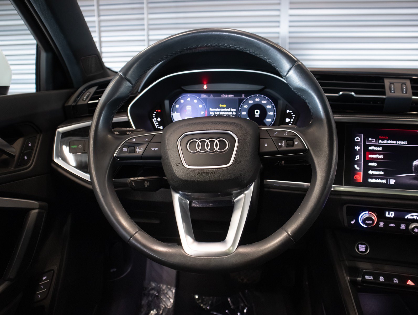 Used 2023 Audi Q3 2.0T Premium AWD/4WD image 18