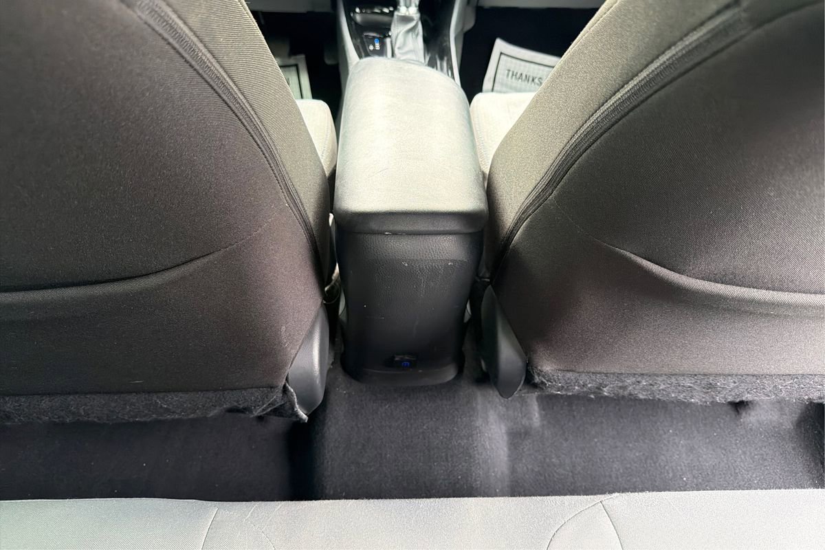 Used 2019 Toyota C-HR XLE image 19