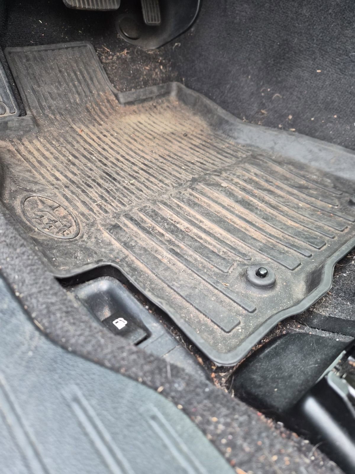 Used 2018 Subaru Outback 2.5i Limited image 12