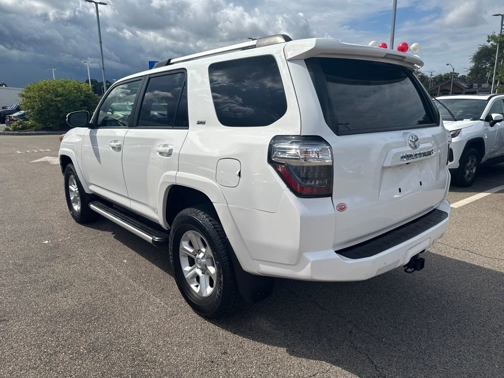 Used 2022 Toyota 4Runner SR5 Premium image 8