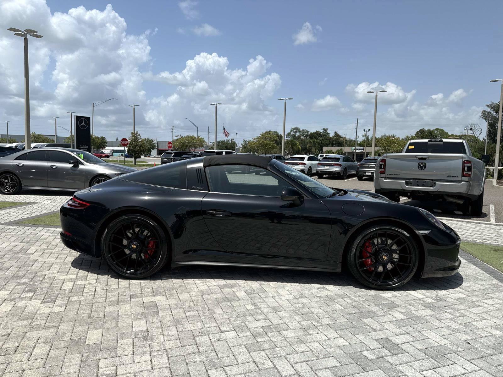 Used 2018 Porsche 911 Targa 4 GTS AWD/4WD image 15