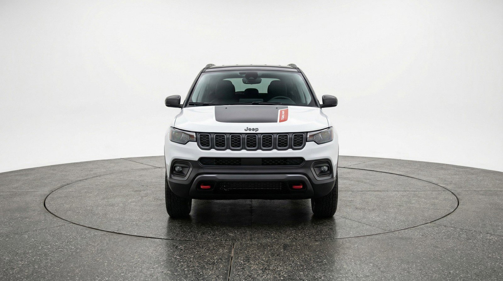 Used 2025 Jeep Compass Trailhawk image 2