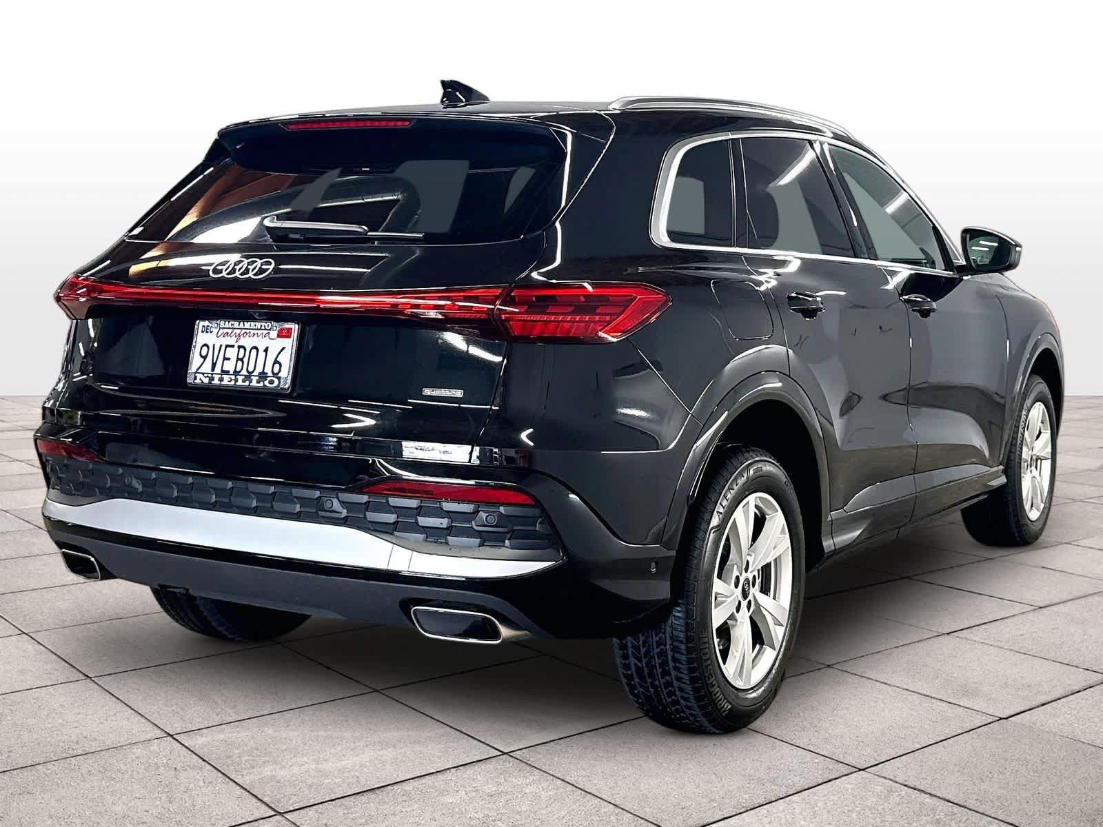 Certified 2025 Audi Q5 Premium AWD/4WD image 14