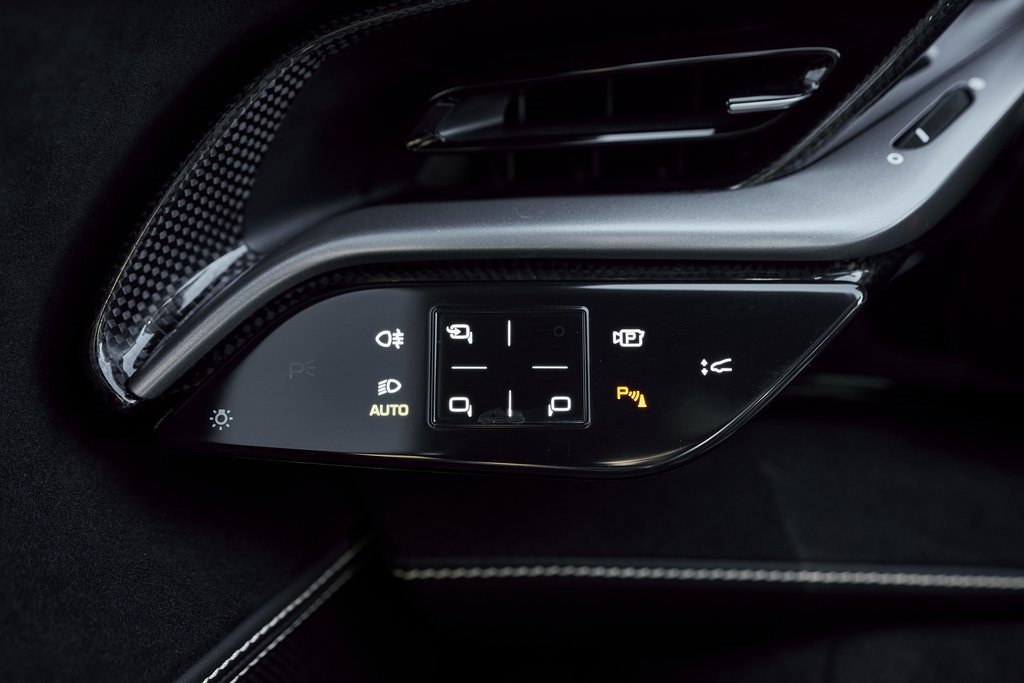 Used 2022 Ferrari SF90 Stradale image 49