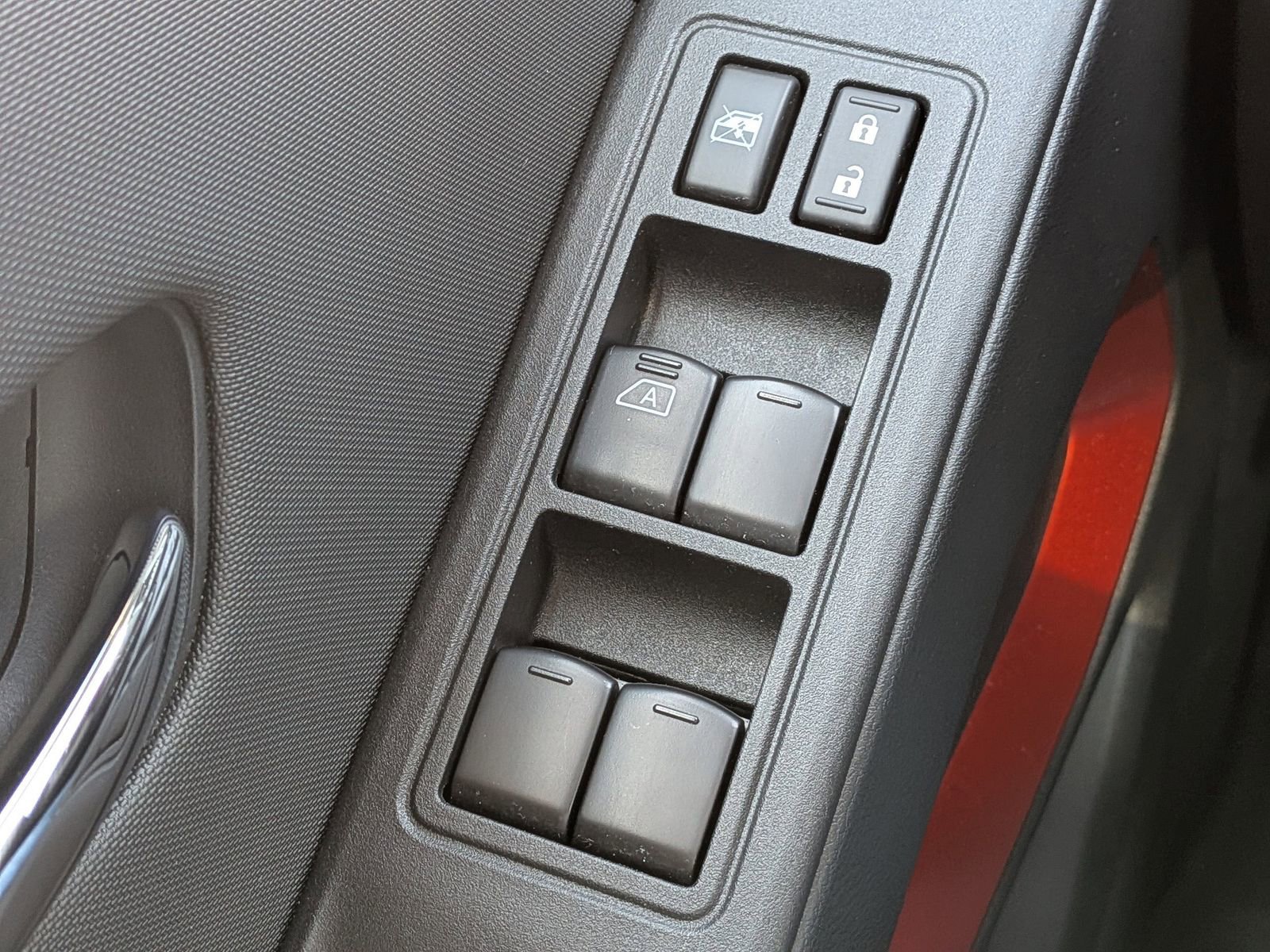 Used 2024 Nissan Frontier Pro-X image 26