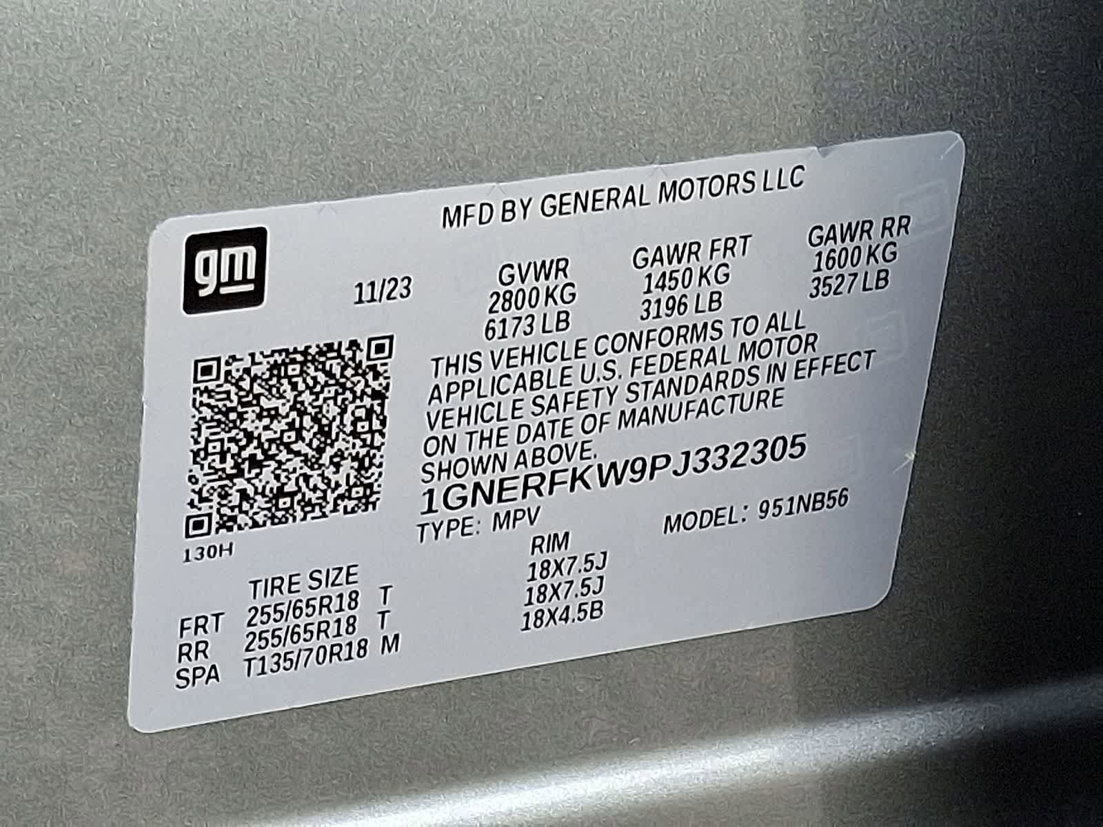 Used 2023 Chevrolet Traverse LS FWD image 38