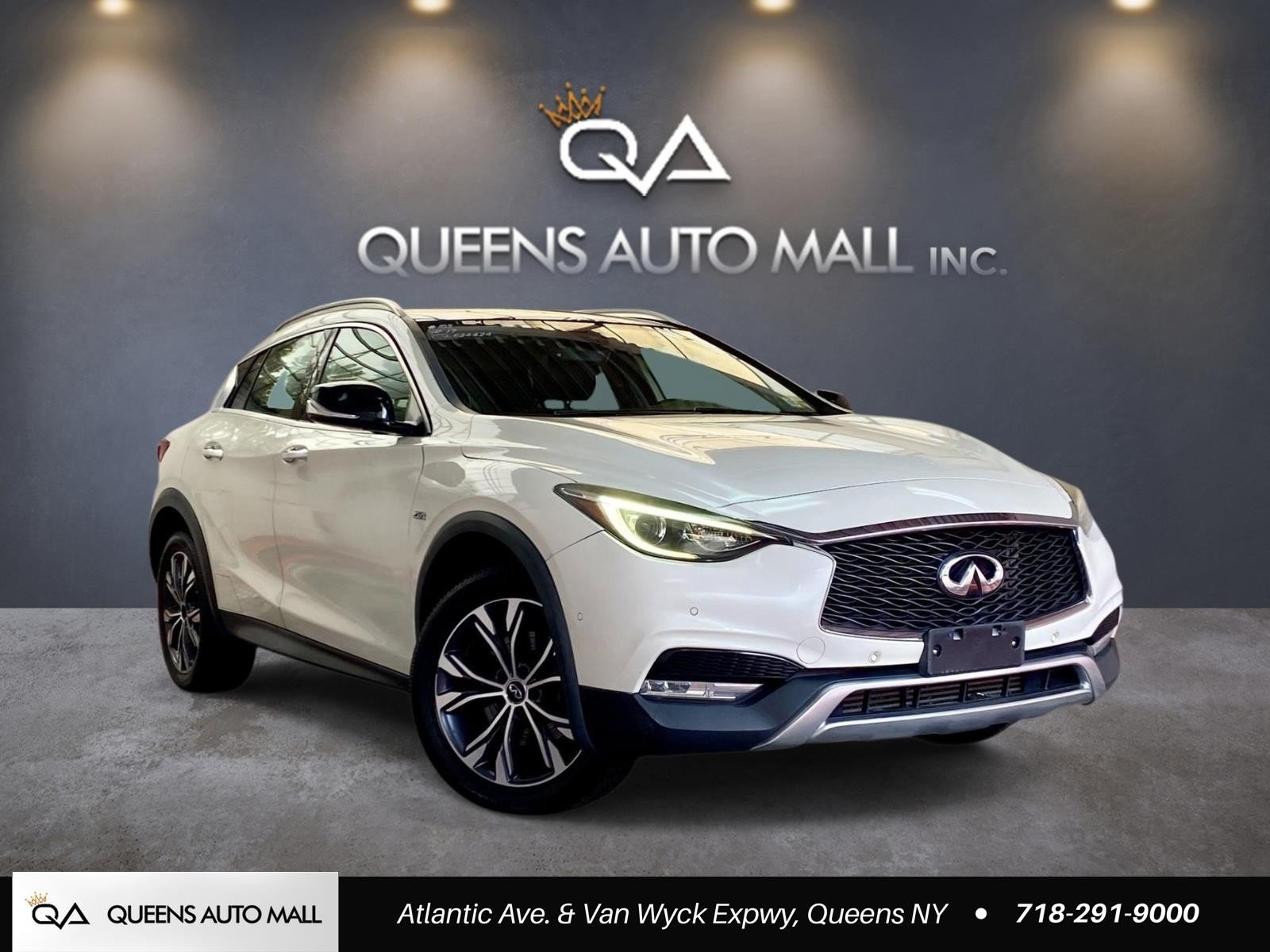 Used 2017 INFINITI QX30 Premium w/ Navigation Package