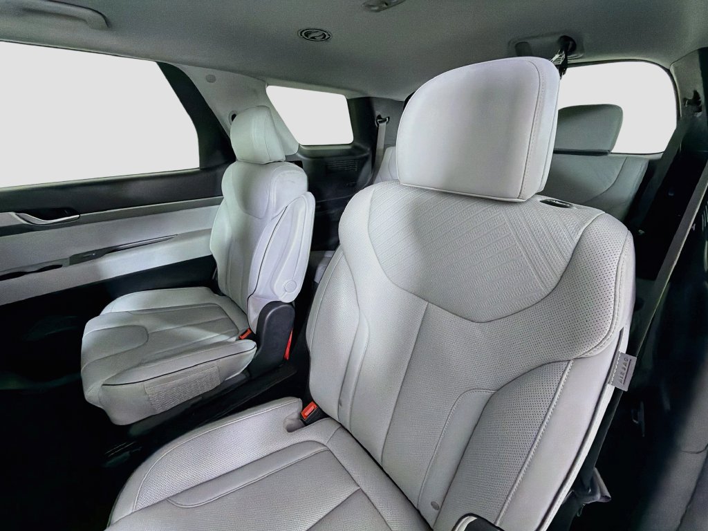 Used 2024 Hyundai Palisade SEL FWD image 25