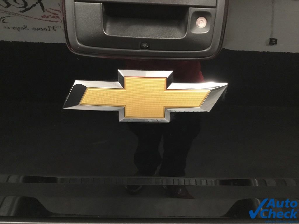 Used 2018 Chevrolet Colorado W/T AWD/4WD image 15