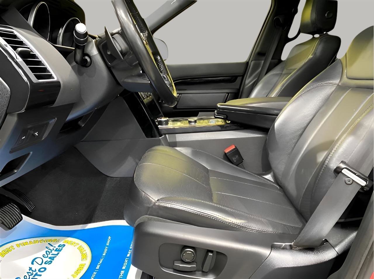 Used 2017 Land Rover Discovery SE AWD/4WD image 20