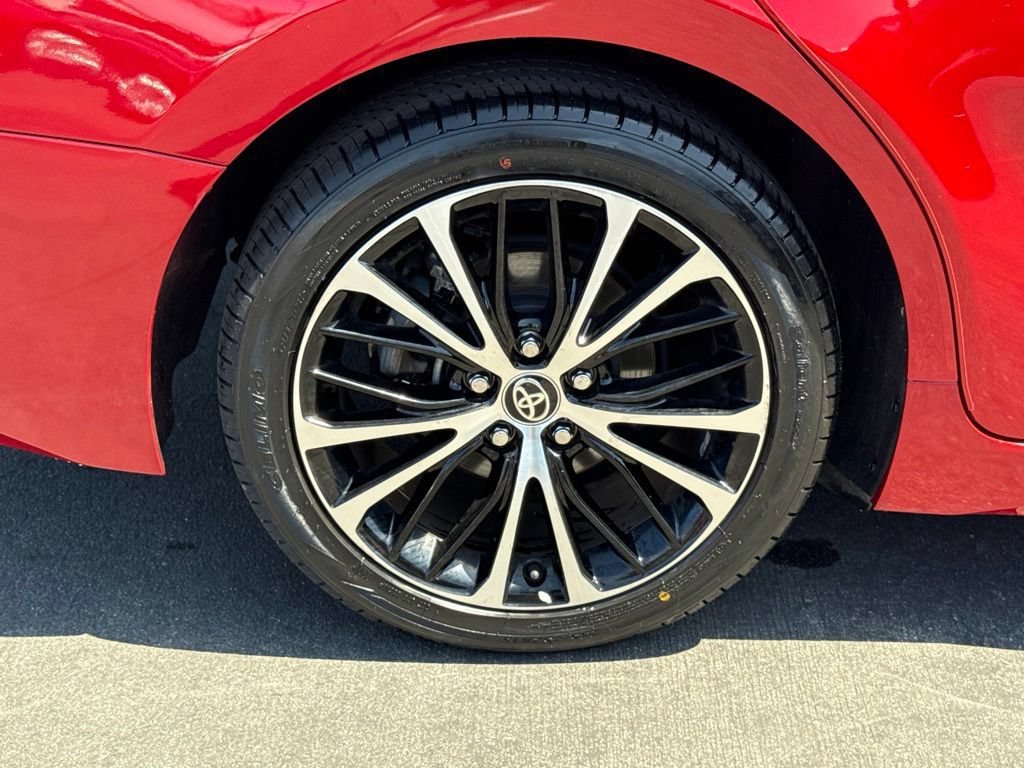 Certified 2020 Toyota Camry SE FWD image 14
