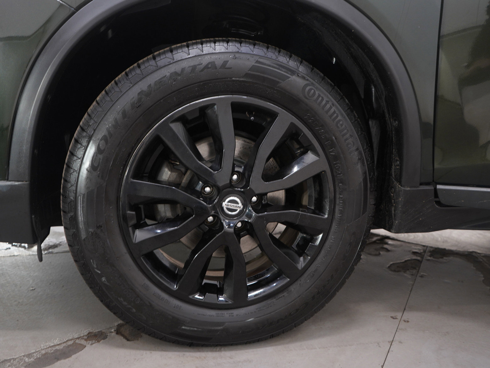 Used 2020 Nissan Rogue SV image 30